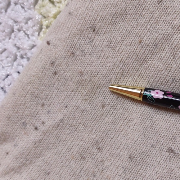 Kinross Cashmere Sweater - Picture 14 of 16